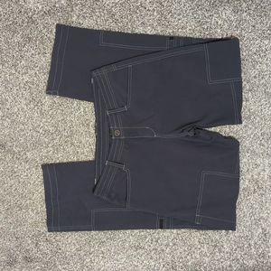 10 Kuhl Cargo Pants